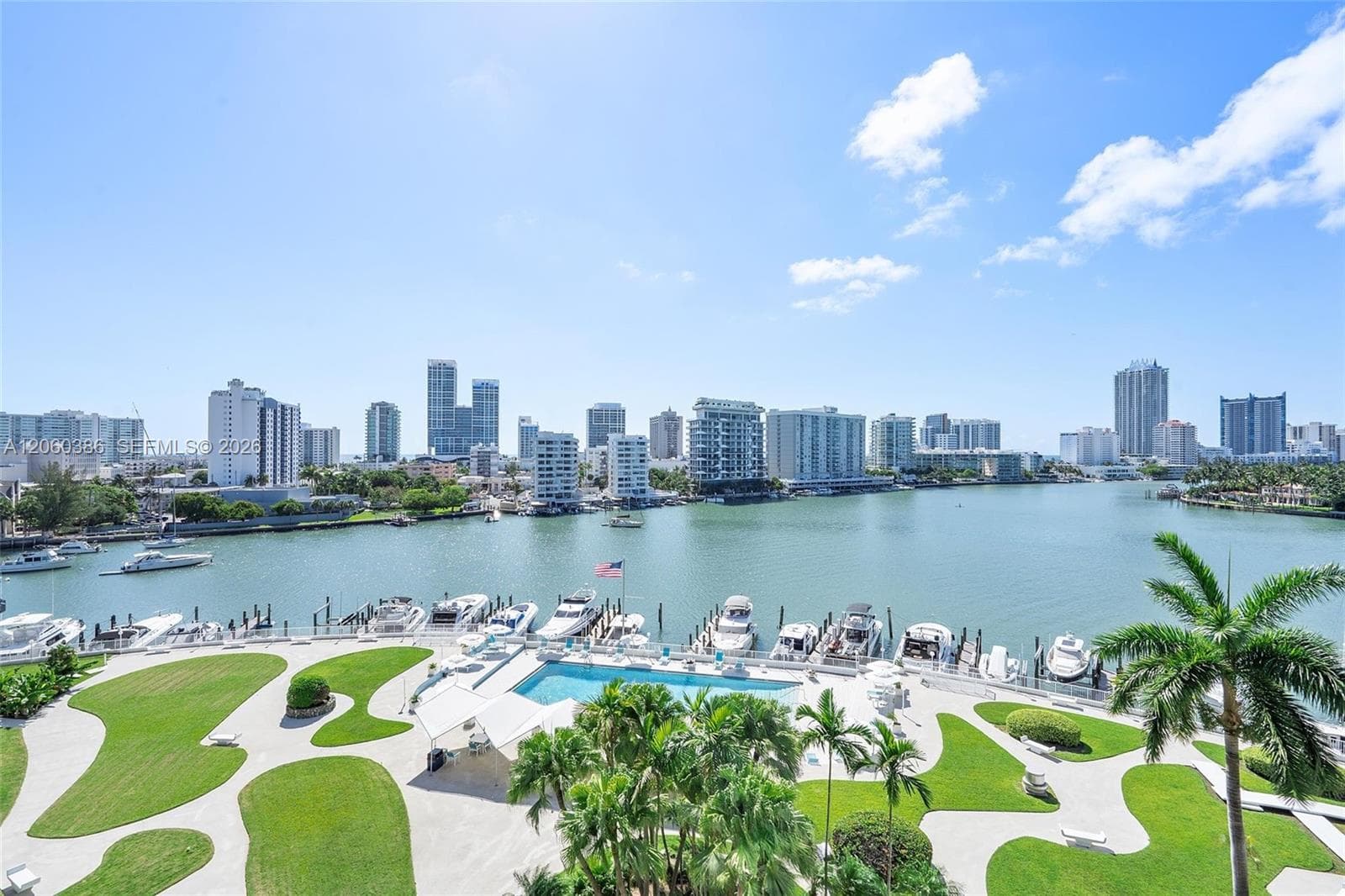 900 Bay Dr 716+Dock Slip available photo 20