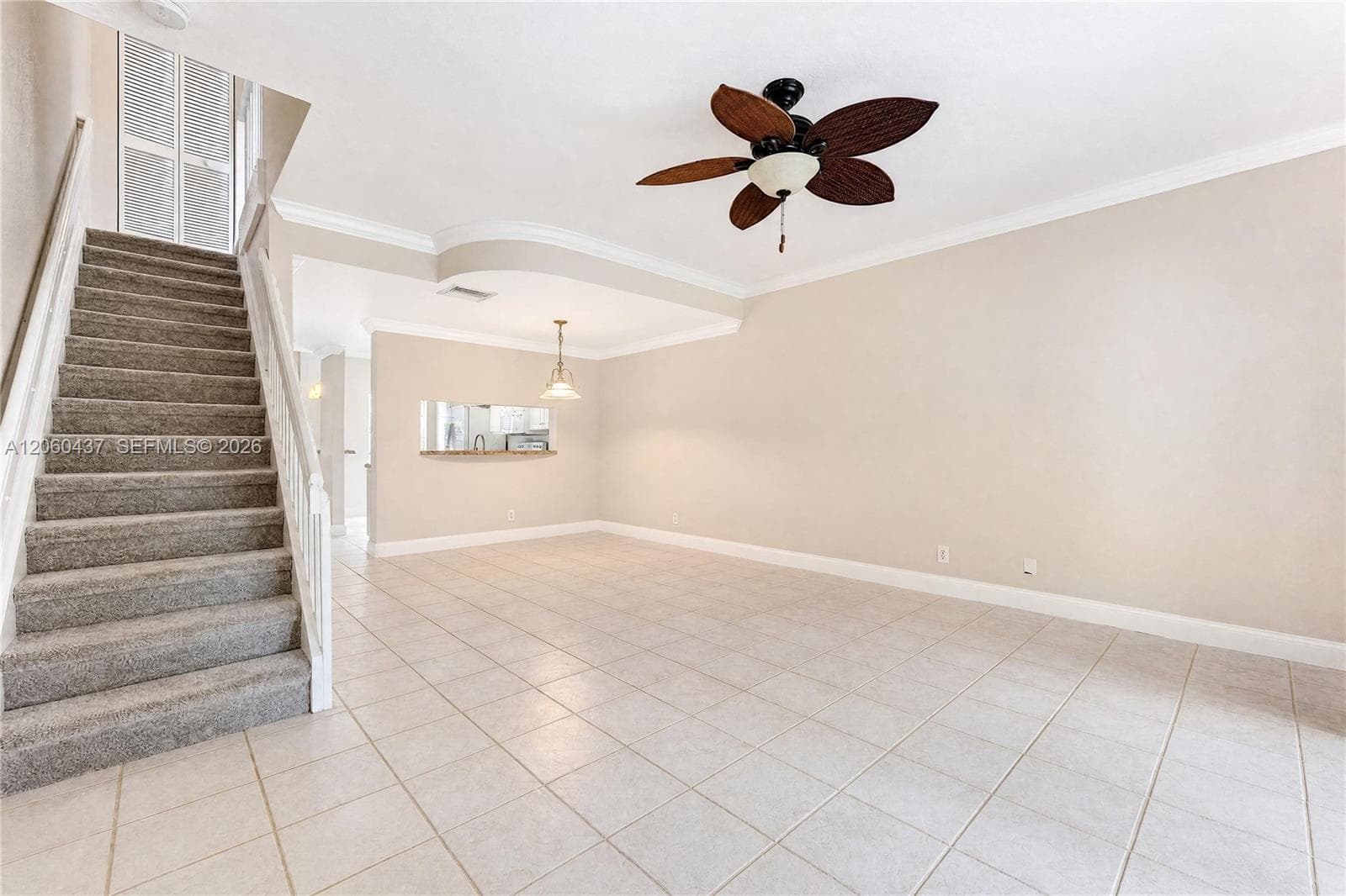 932 Kokomo Key Ln photo 2