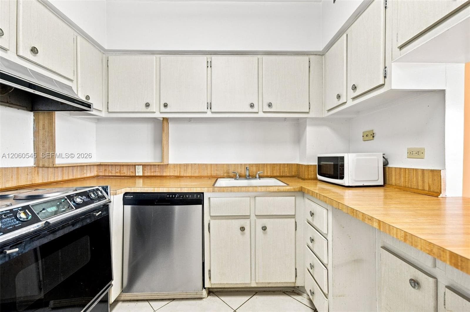 7441 Wayne Ave 10C photo 12