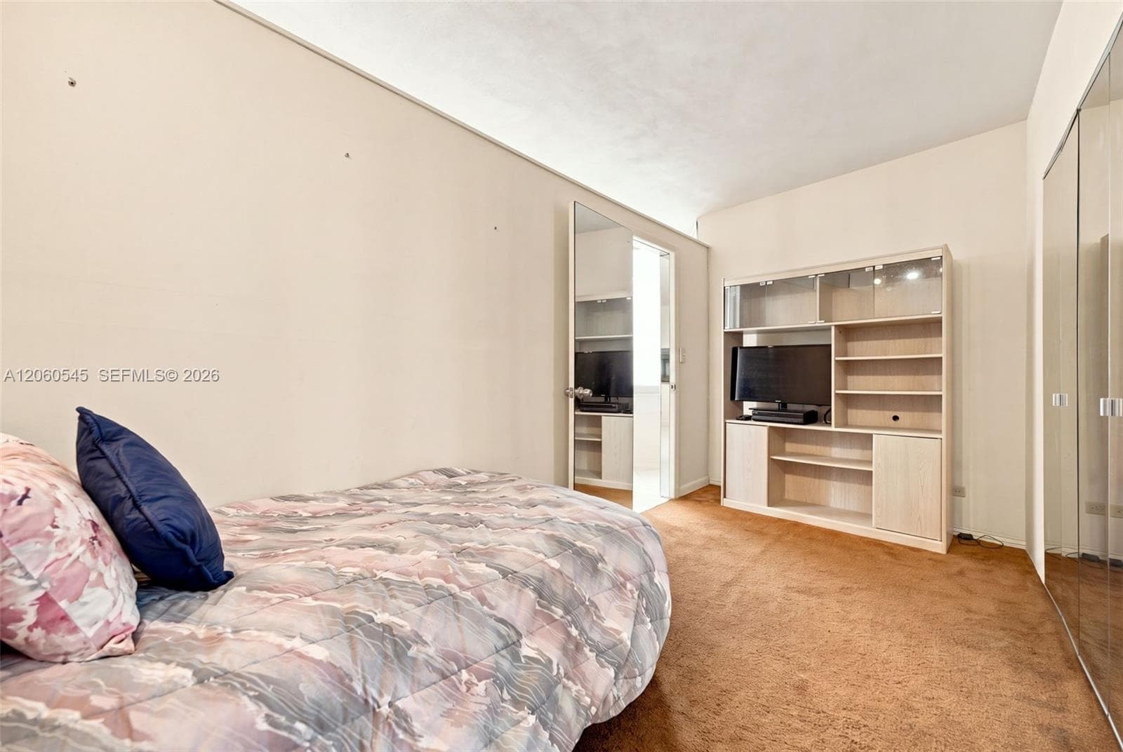 7441 Wayne Ave 10C photo 24