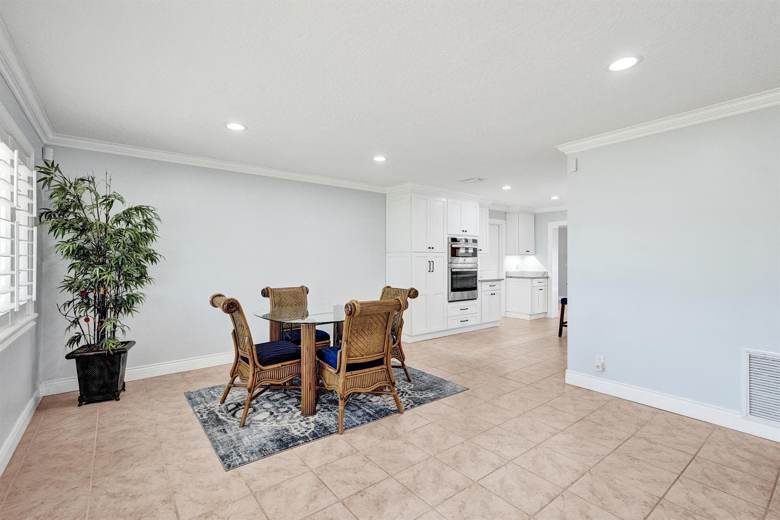 733 JACANA Way photo 23