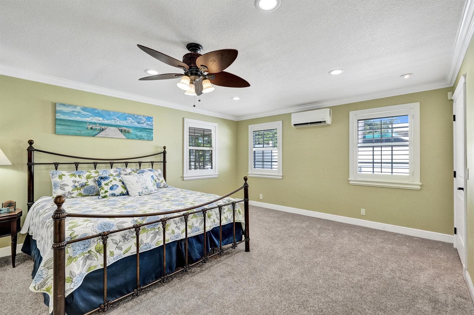 733 JACANA Way photo 25