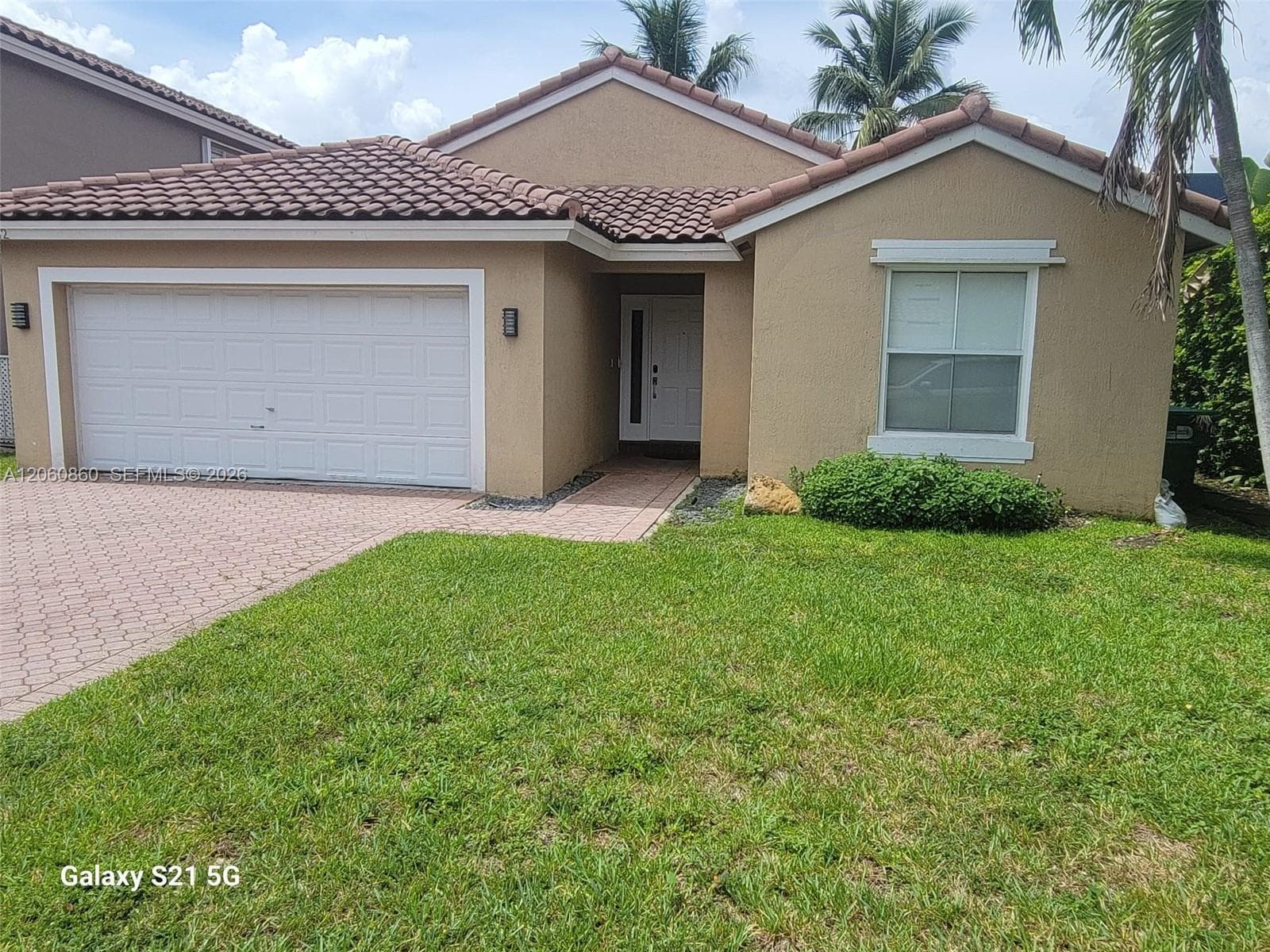 13242 SW 146th St 13242 photo 2