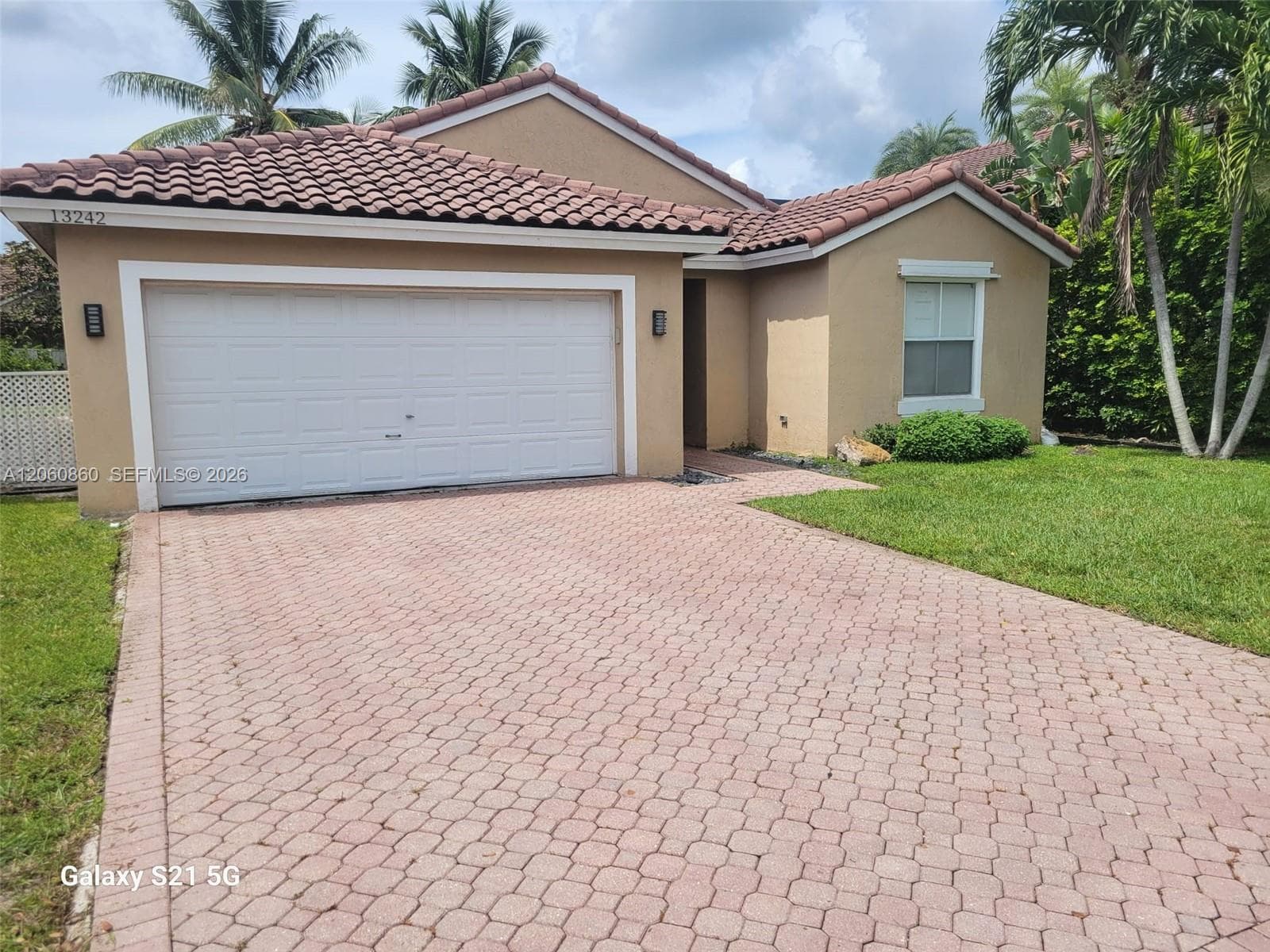 13242 SW 146th St 13242 photo 3