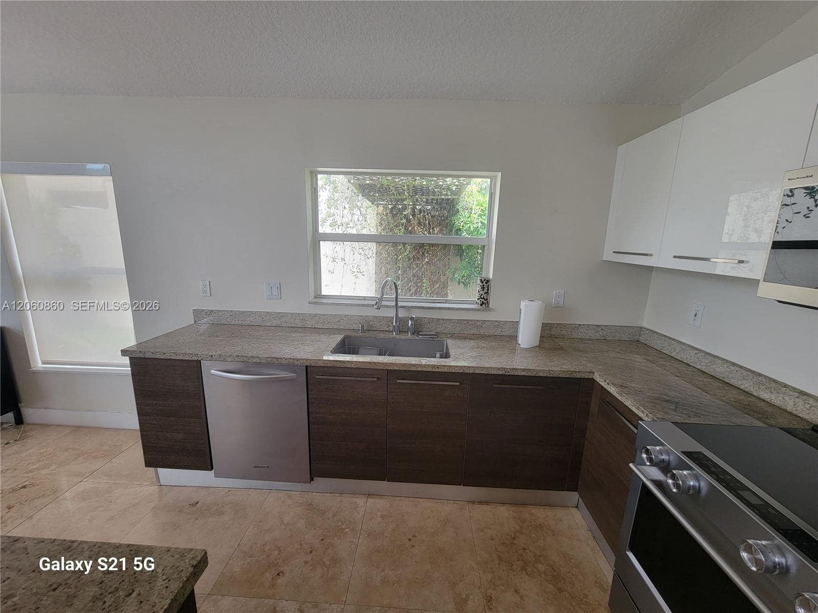 13242 SW 146th St 13242 photo 9