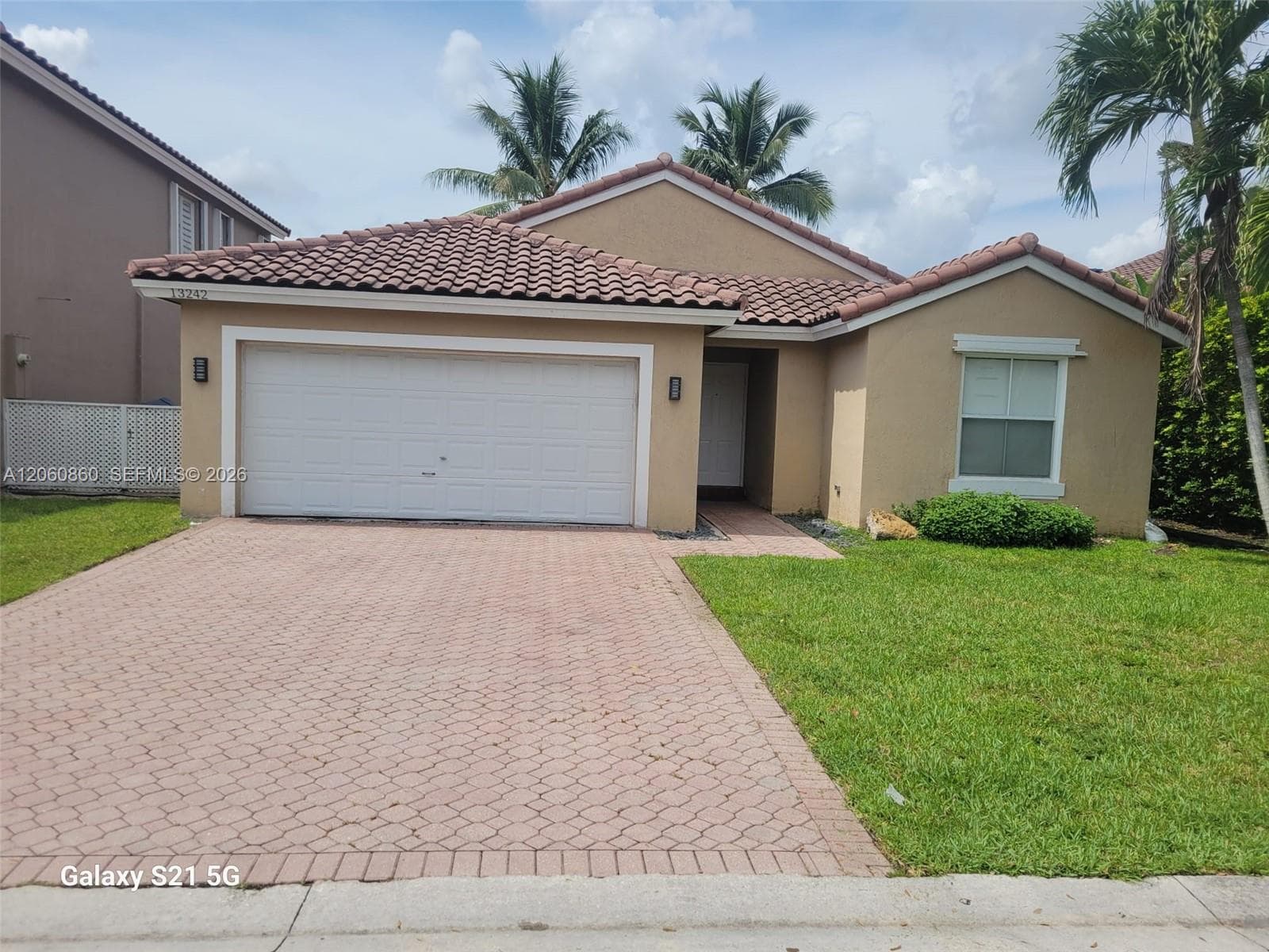 13242 SW 146th St 13242 photo 4