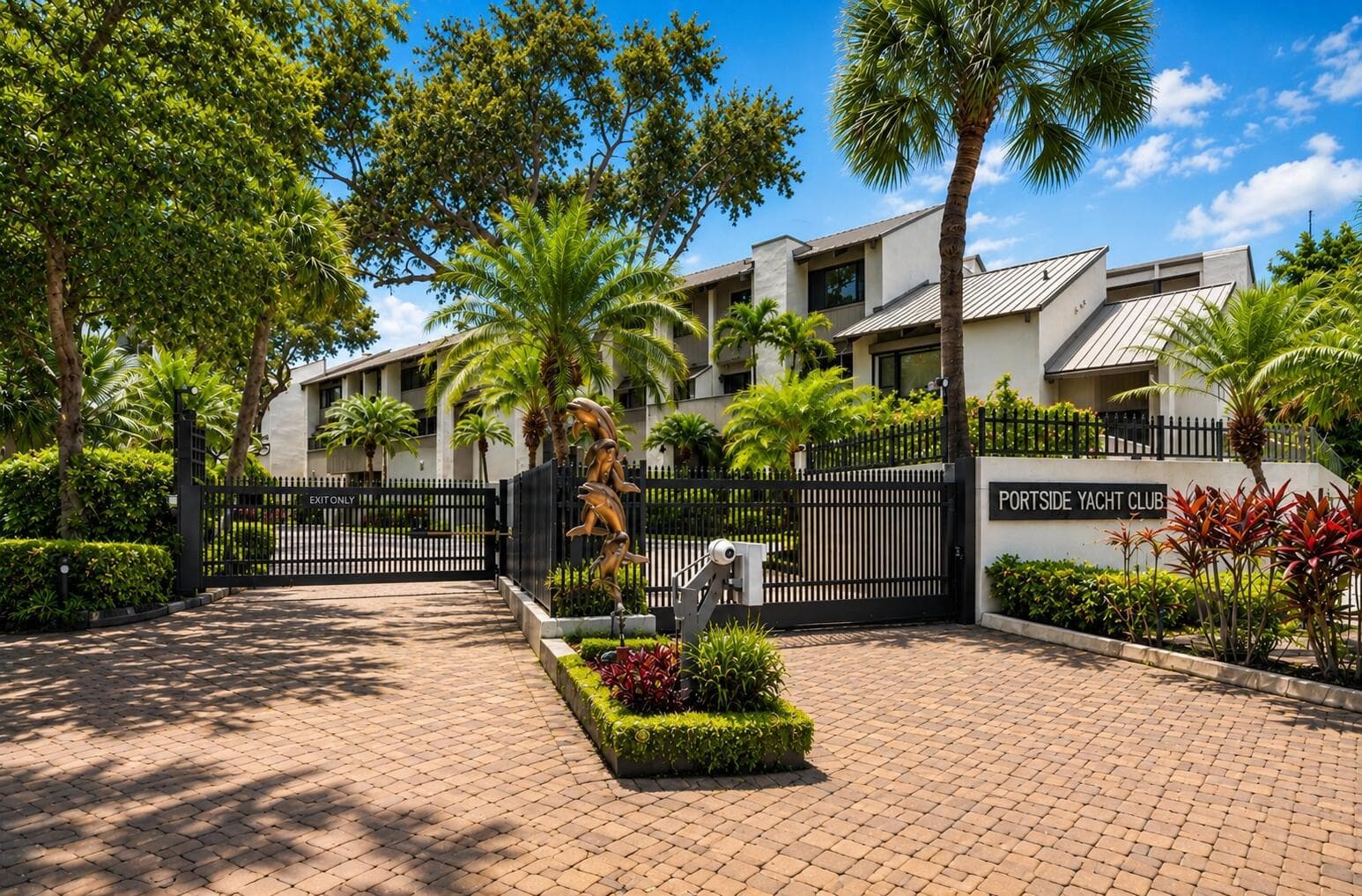 35 PORT SIDE Drive 35B photo 2