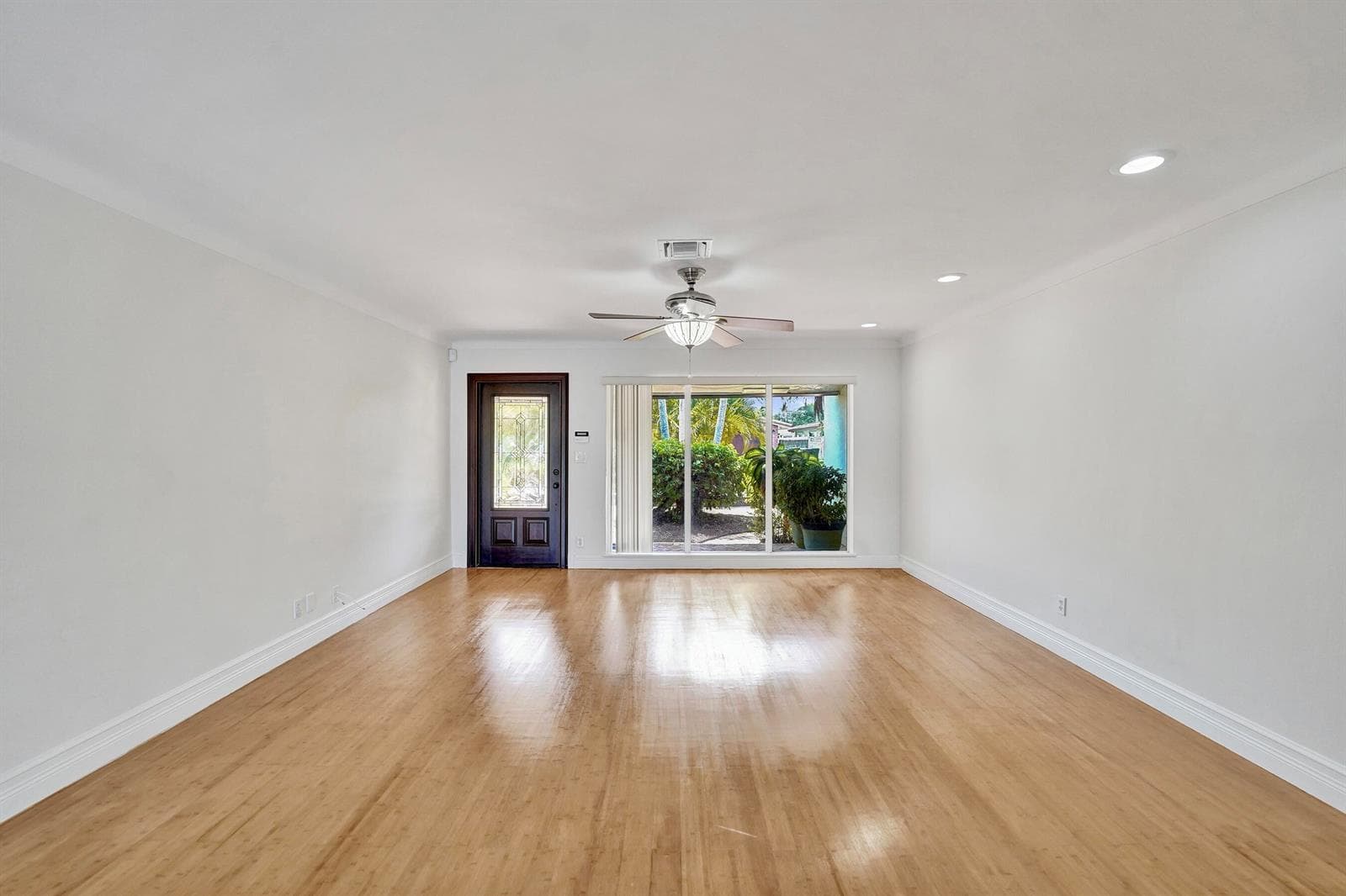 1451 NE 53RD Court photo 13