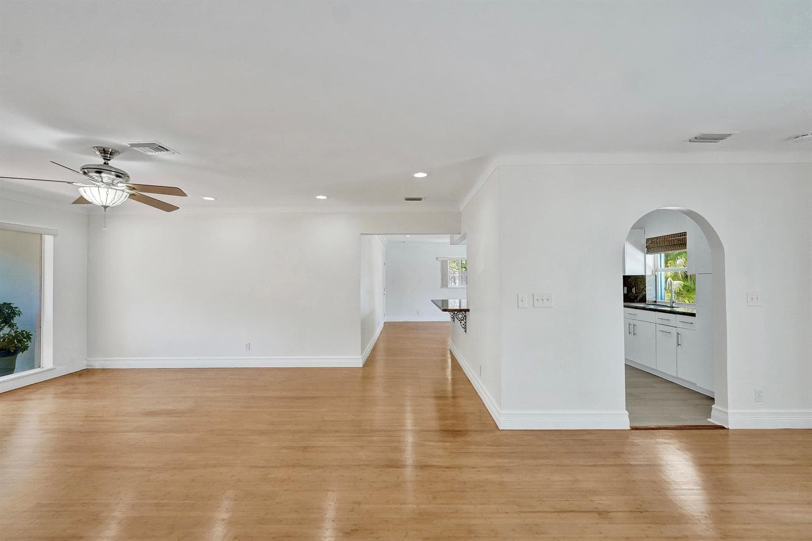 1451 NE 53RD Court photo 17