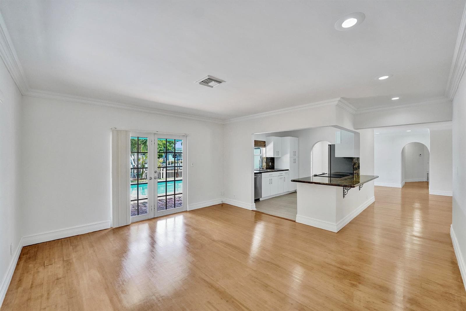 1451 NE 53RD Court photo 18