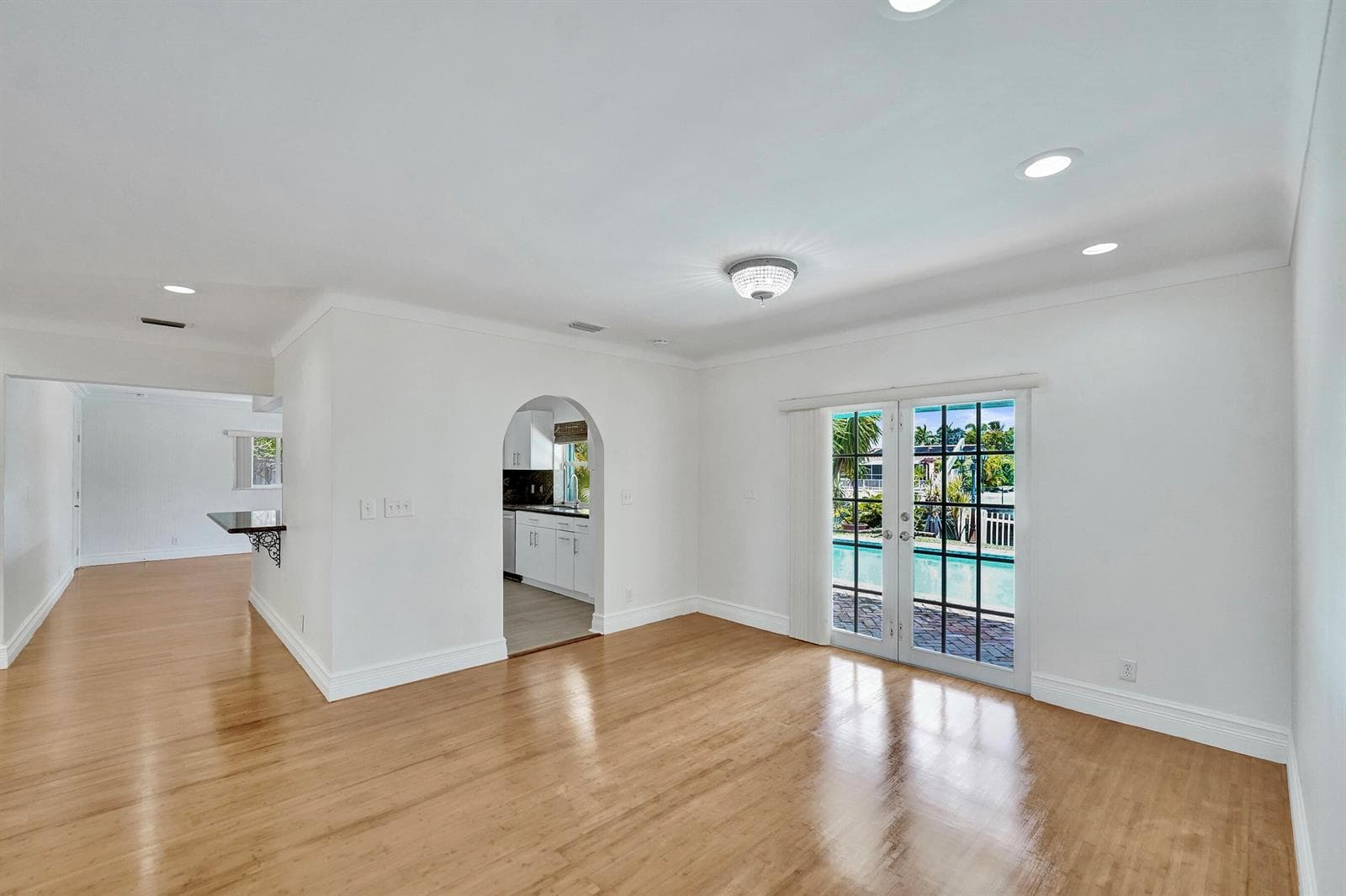 1451 NE 53RD Court photo 25