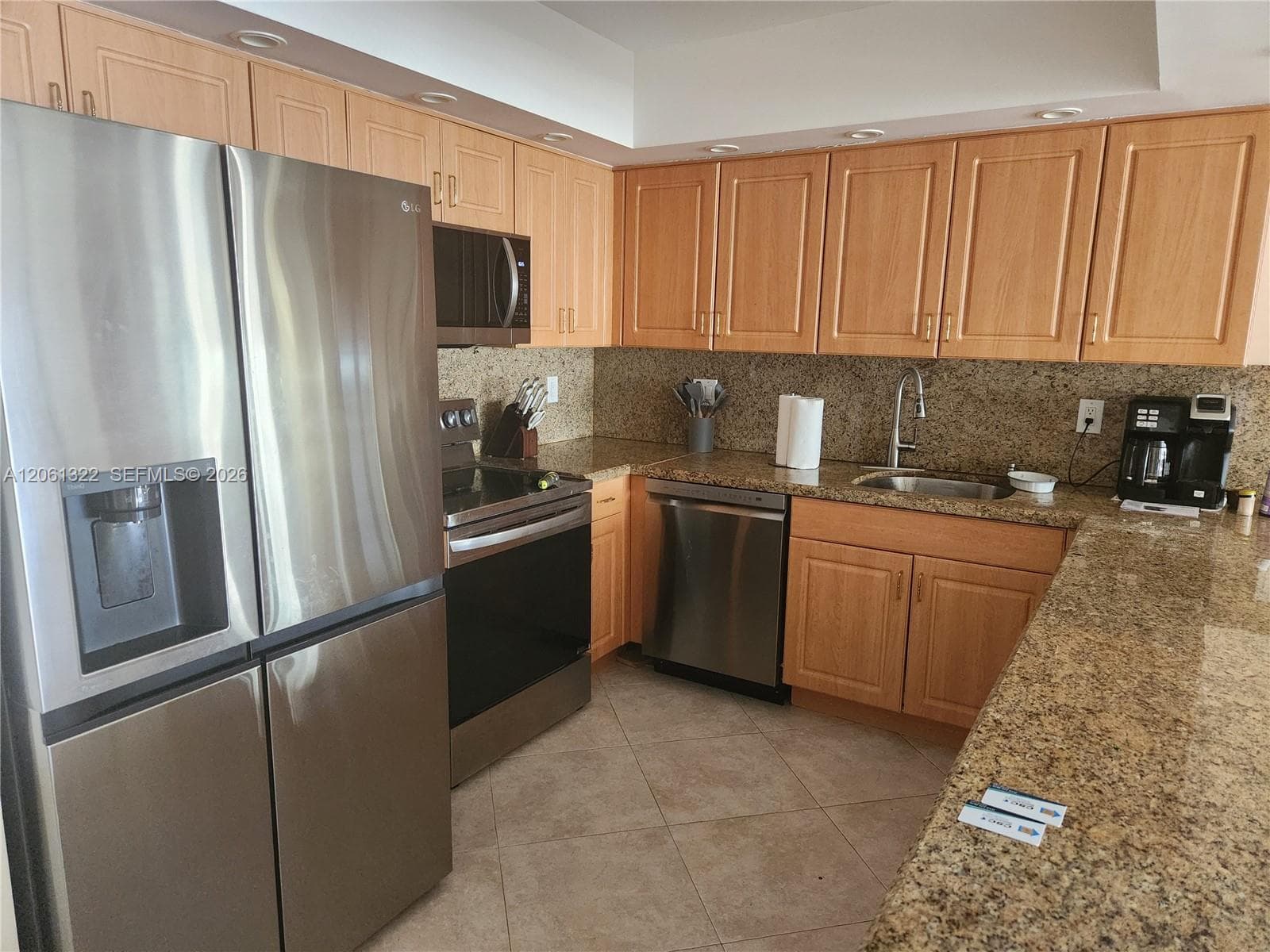 3725 S Ocean Dr 1108 photo 6