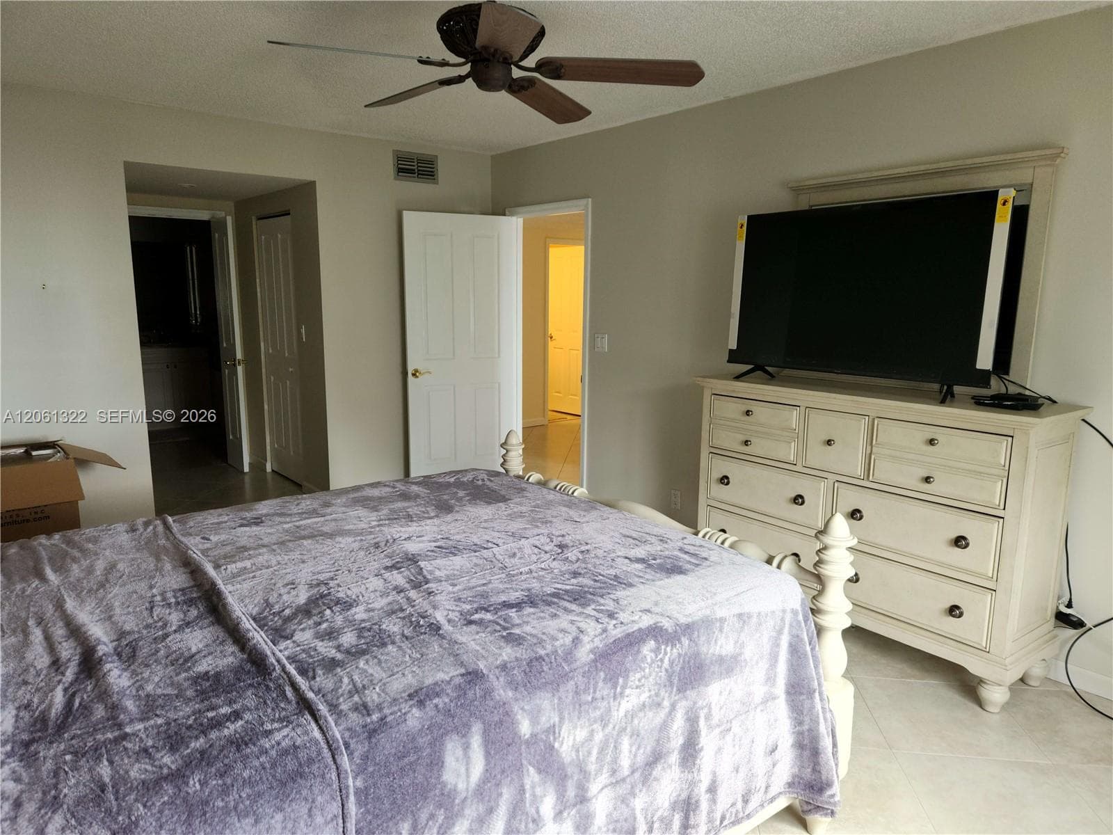 3725 S Ocean Dr 1108 photo 14