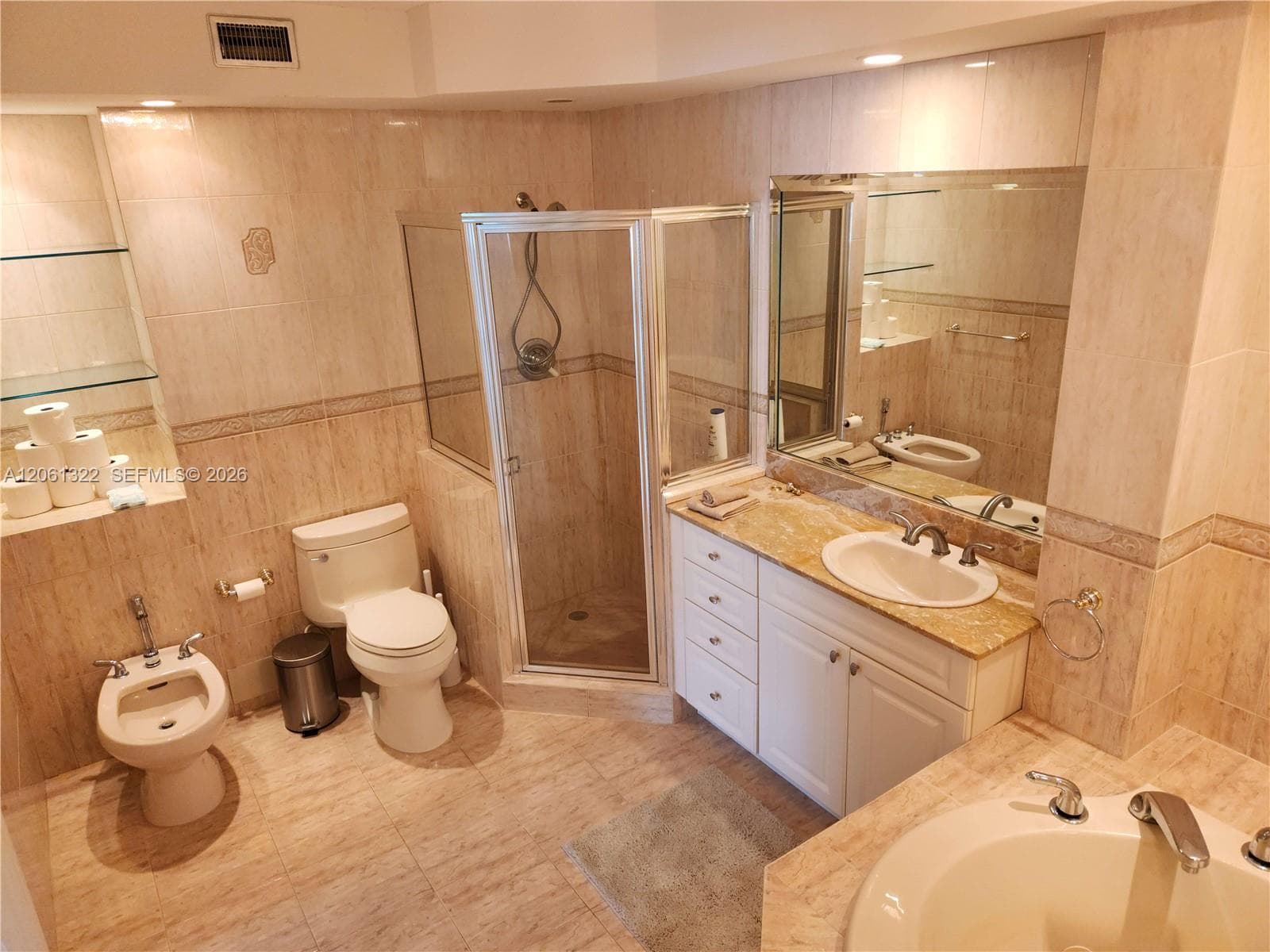 3725 S Ocean Dr 1108 photo 18