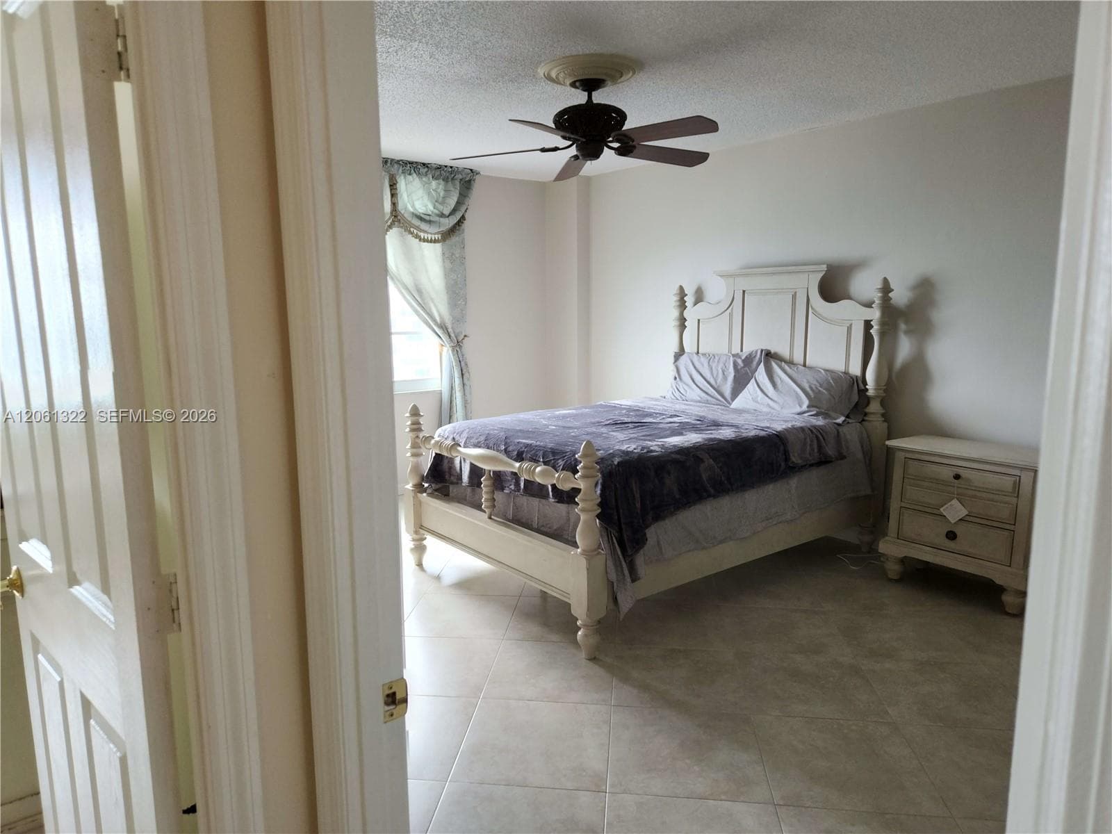 3725 S Ocean Dr 1108 photo 11