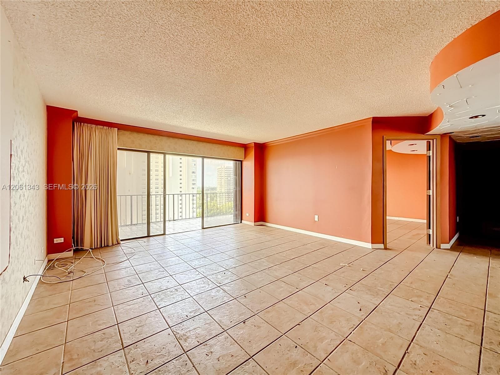 1800 NE 114th St 1508 photo 12