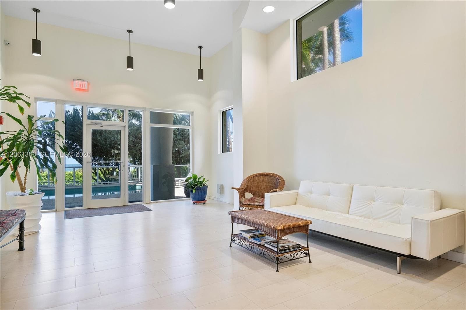 8911 Collins Ave 802 photo 24
