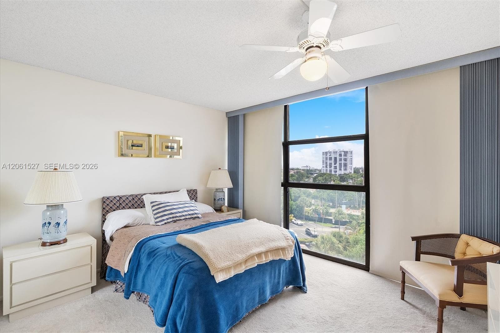 600 Parkview Dr 709 photo 24