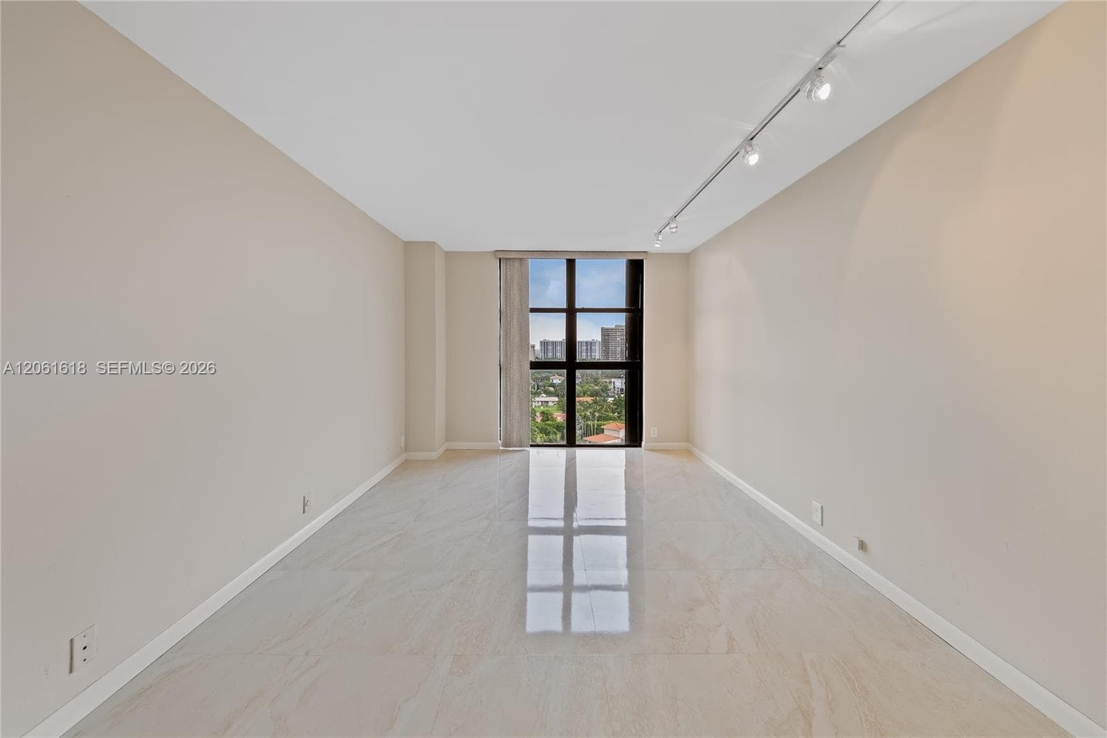 4000 Towerside Ter 1405 photo 22