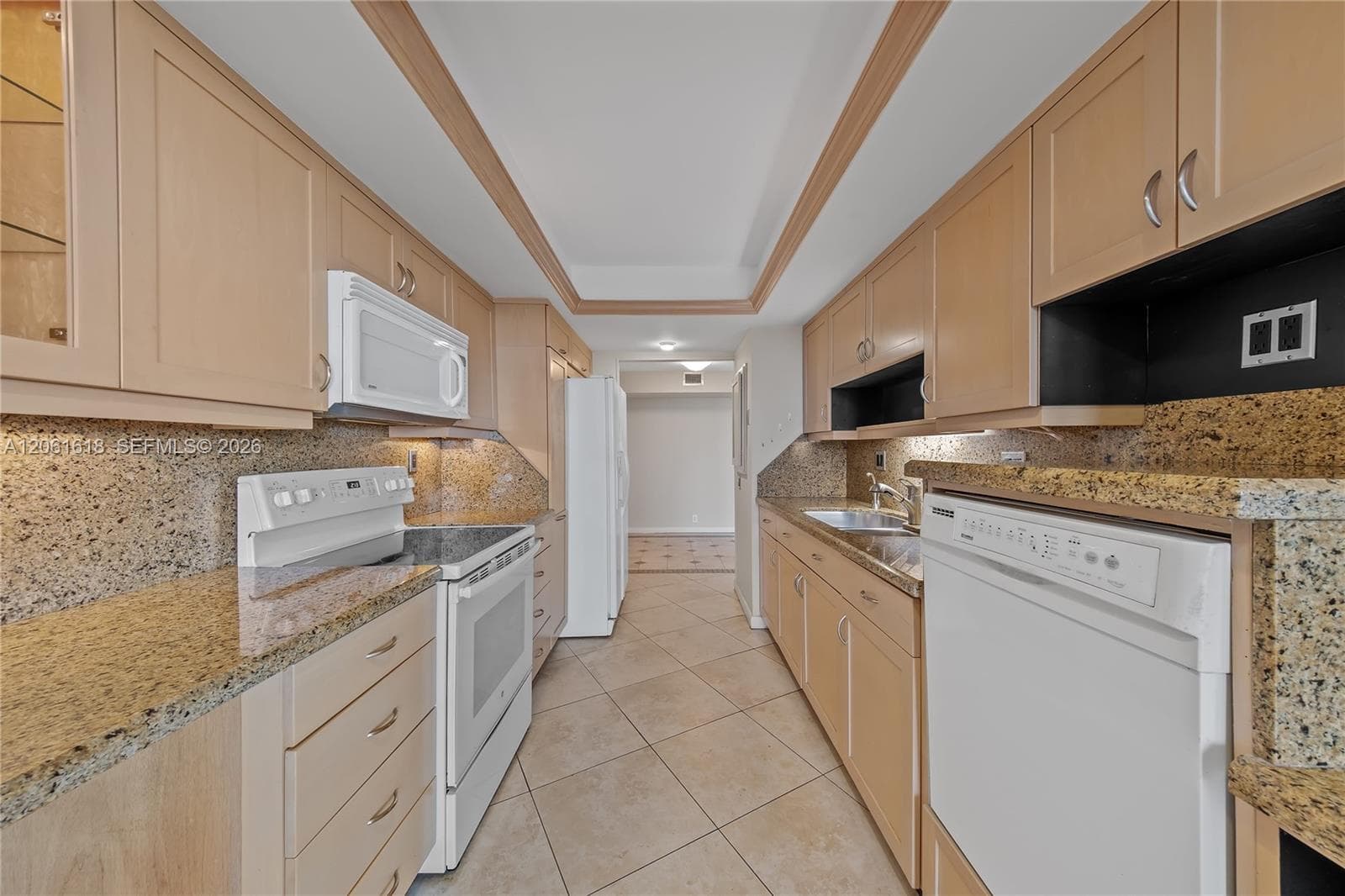 4000 Towerside Ter 1405 photo 18