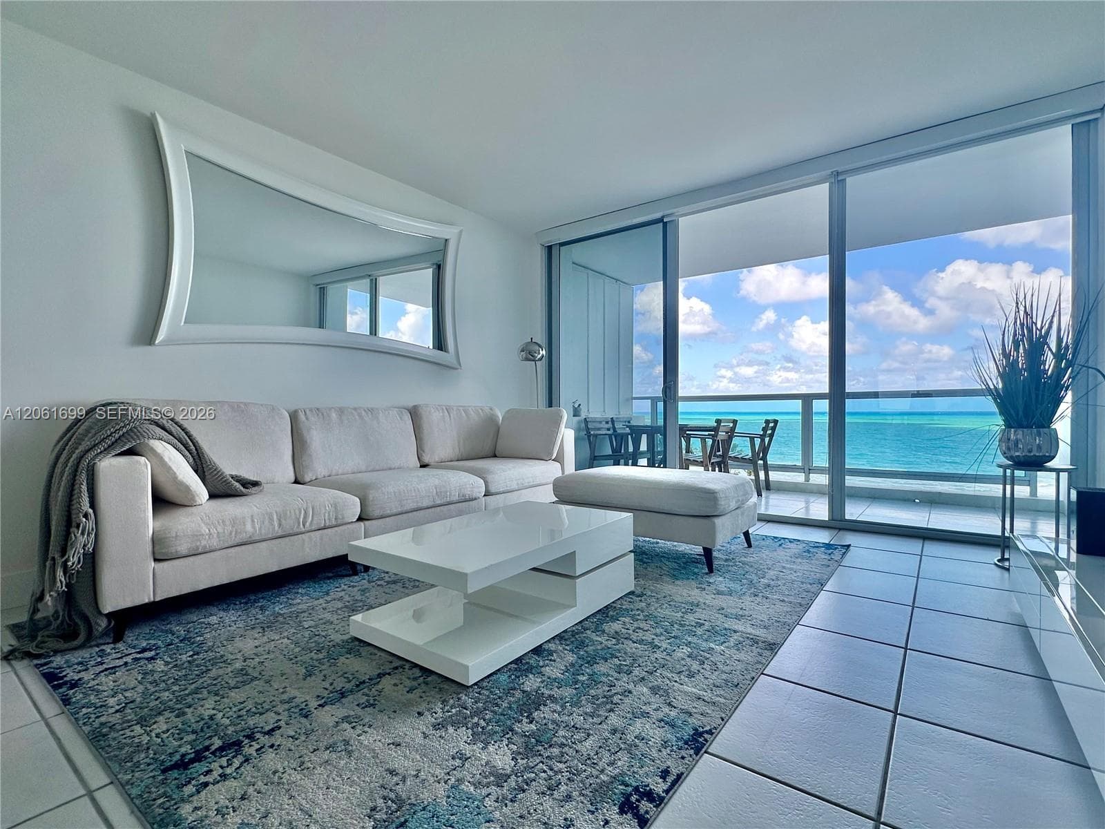 5161 Collins Ave 1017 photo 1