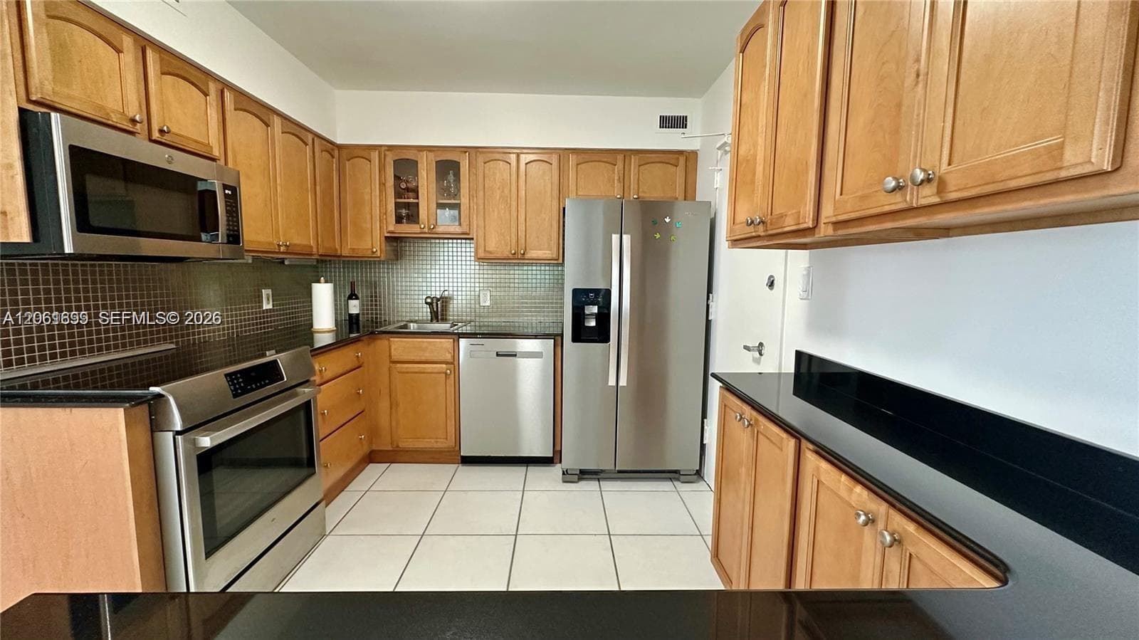 5161 Collins Ave 1017 photo 14