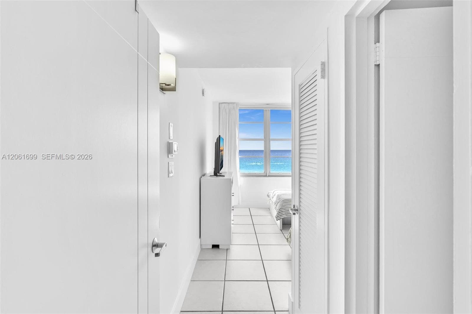 5161 Collins Ave 1017 photo 18