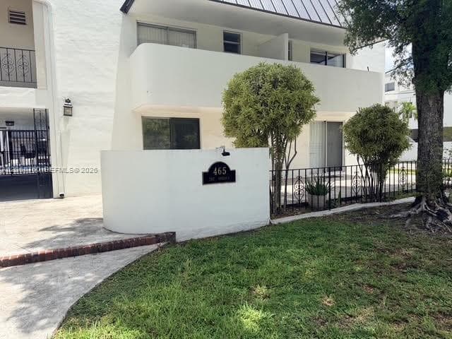465 S Royal Poinciana Blvd 9B photo 4