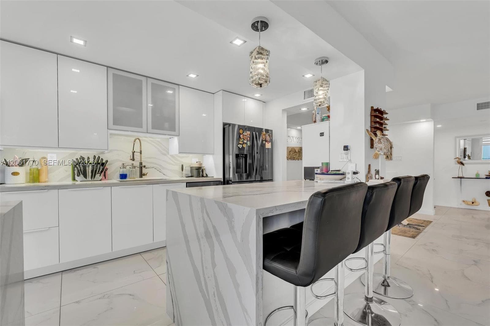 18071 Biscayne Blvd 901 photo 1