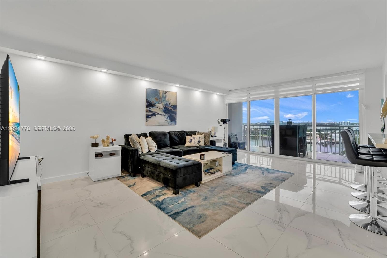 18071 Biscayne Blvd 901 photo 9
