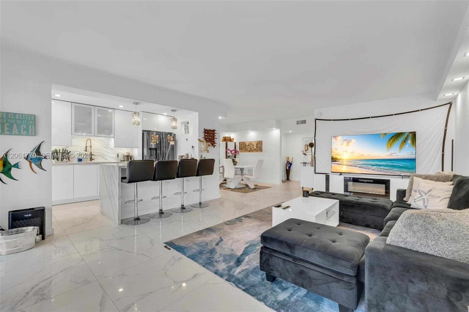 18071 Biscayne Blvd 901 photo 10