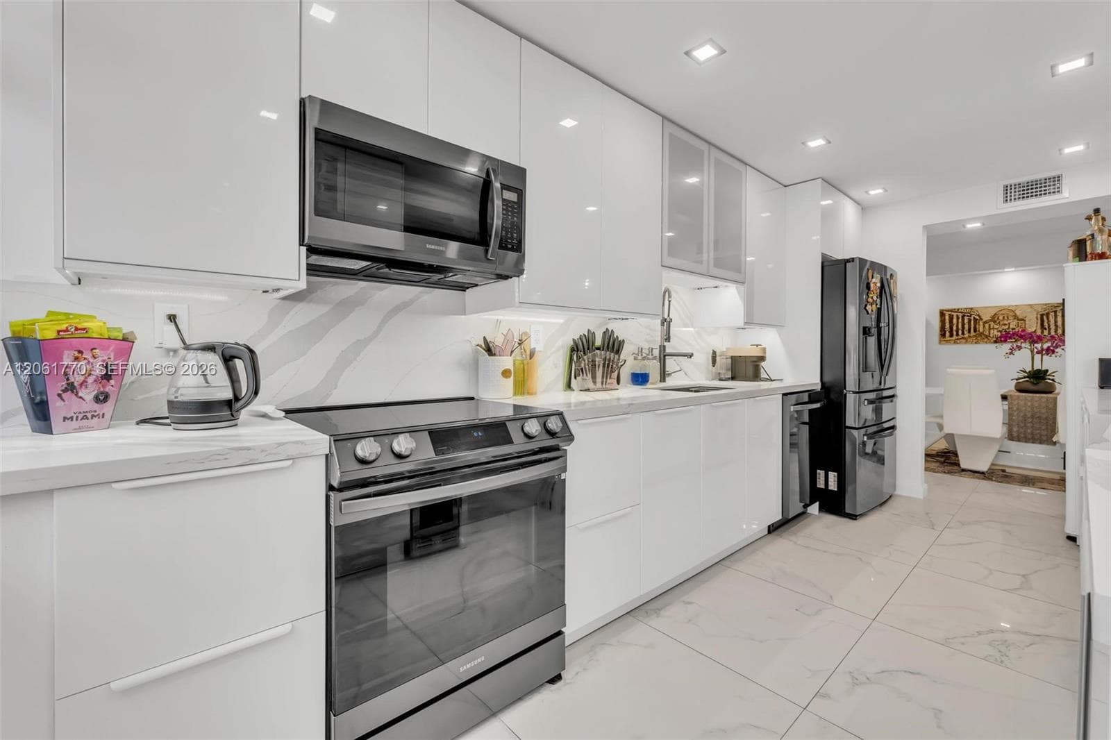 18071 Biscayne Blvd 901 photo 15