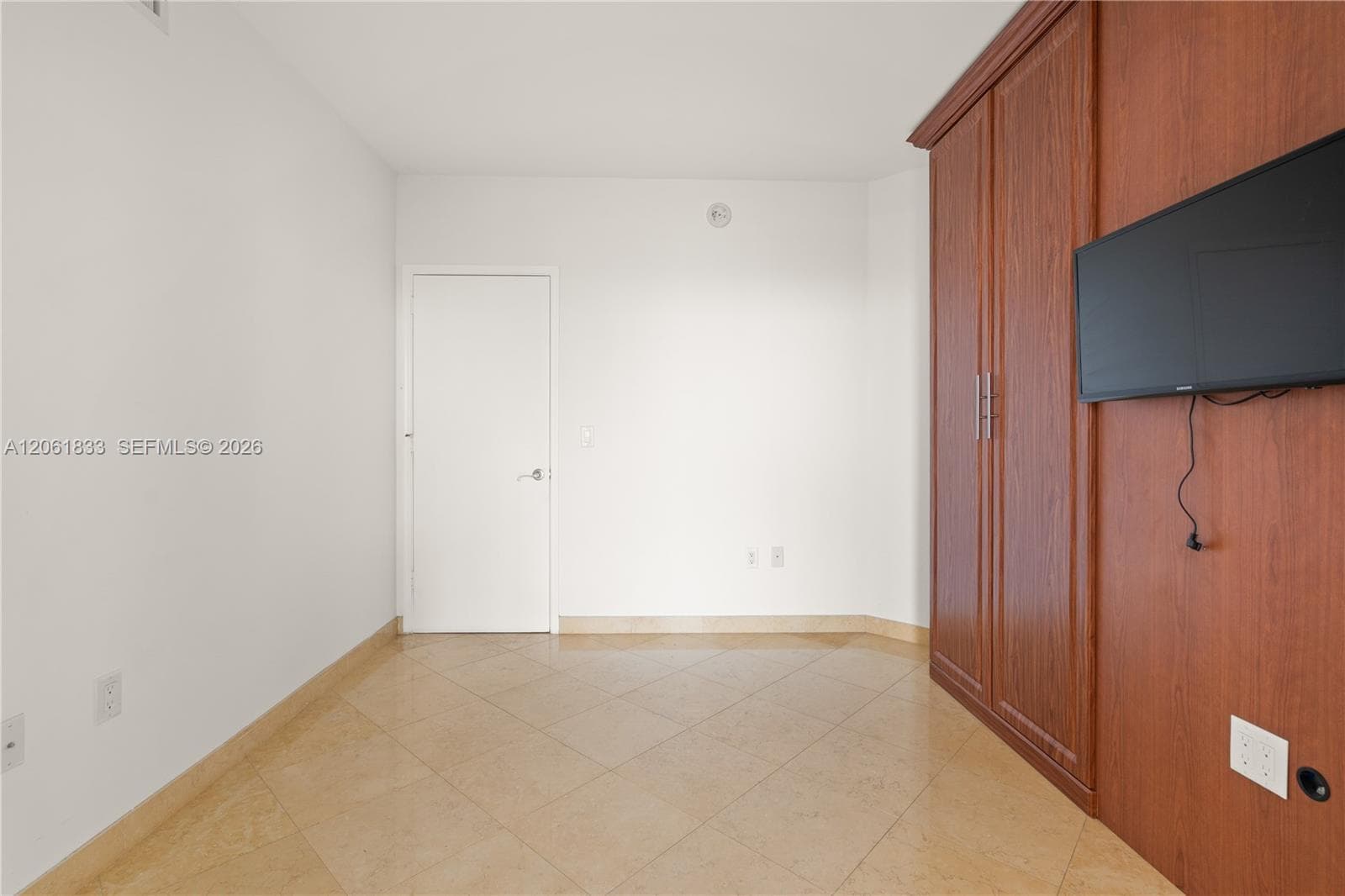 1831 photo 14
