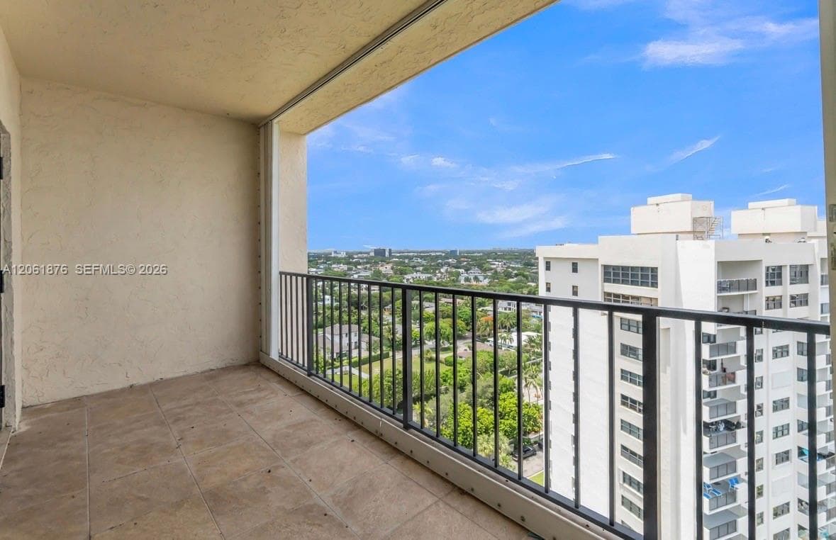 5000 N Ocean Blvd 1704 photo 23