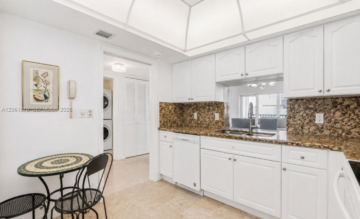 5000 N Ocean Blvd 1704 photo 11