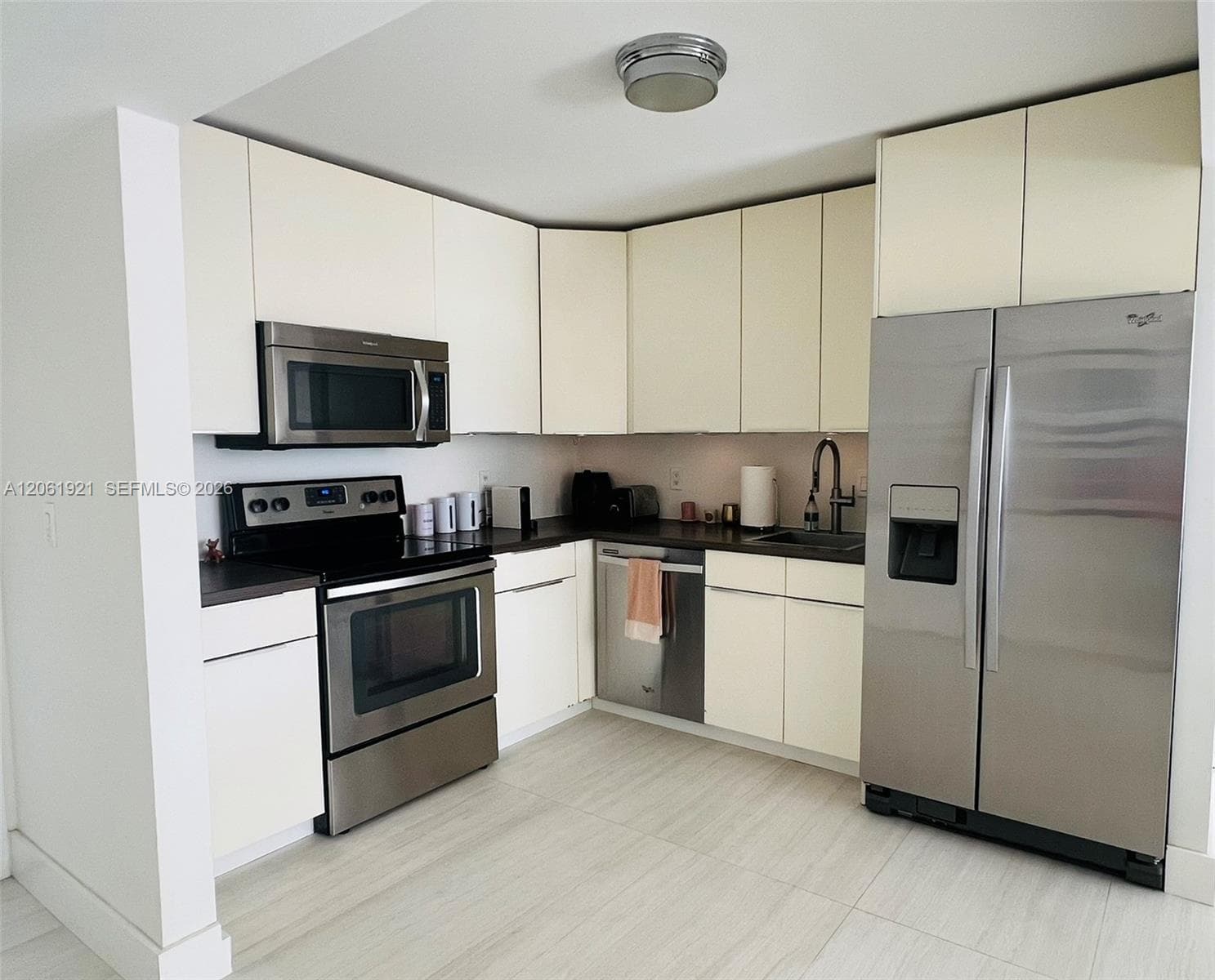 200 Leslie Dr 1017 photo 8