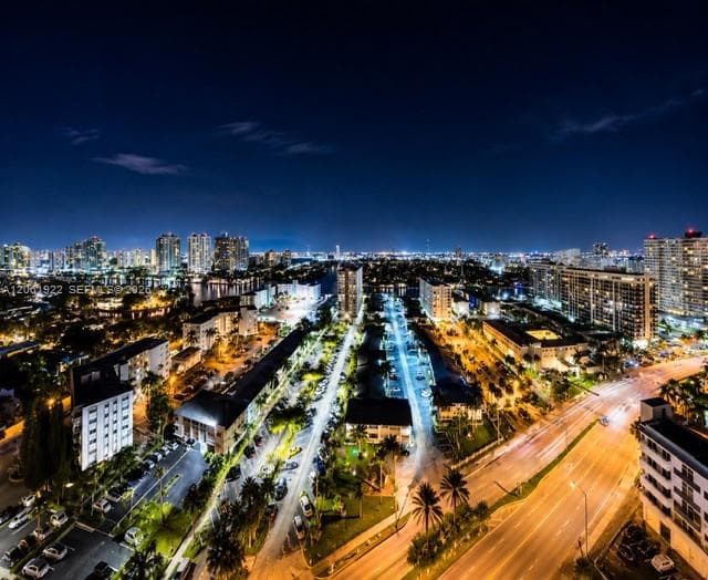 3140 S Ocean Dr 1210 photo 4