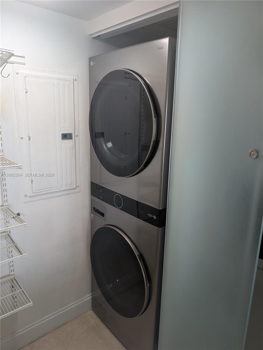 31 SE 5 3002 photo 22