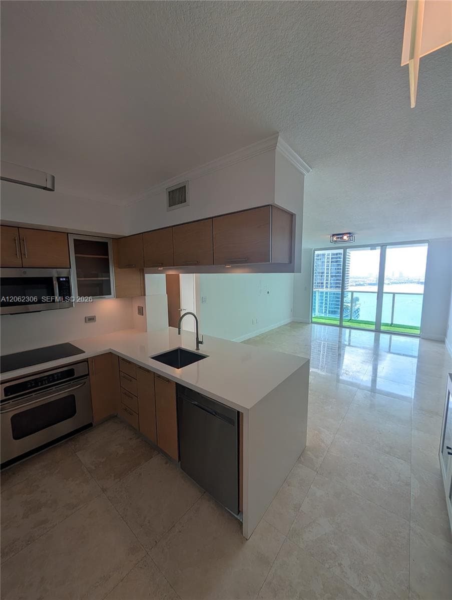 31 SE 5 3002 photo 5