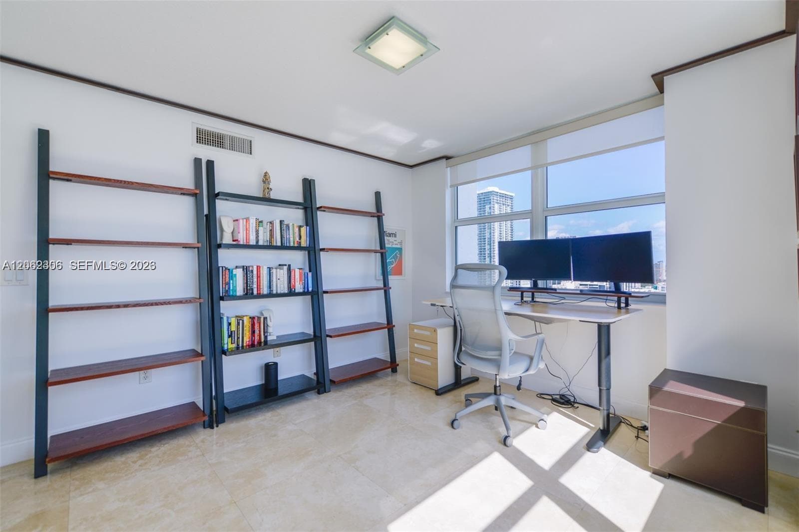 31 SE 5 3002 photo 20