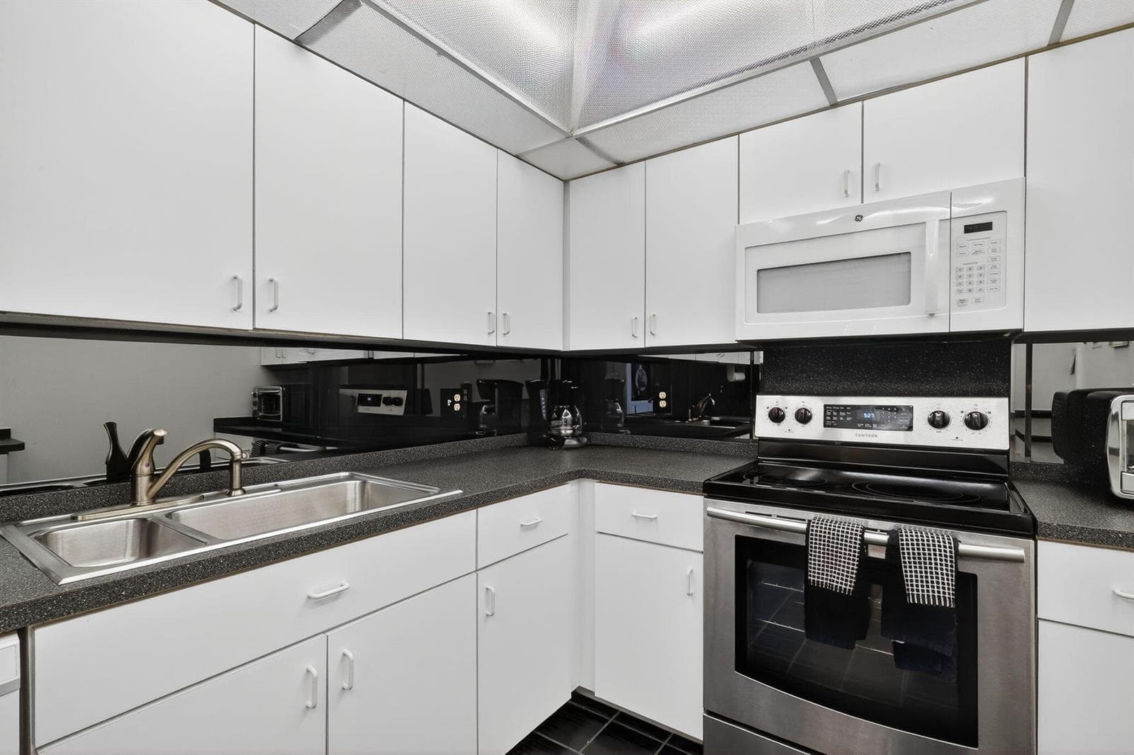 2860 S OCEAN Boulevard 604 photo 12