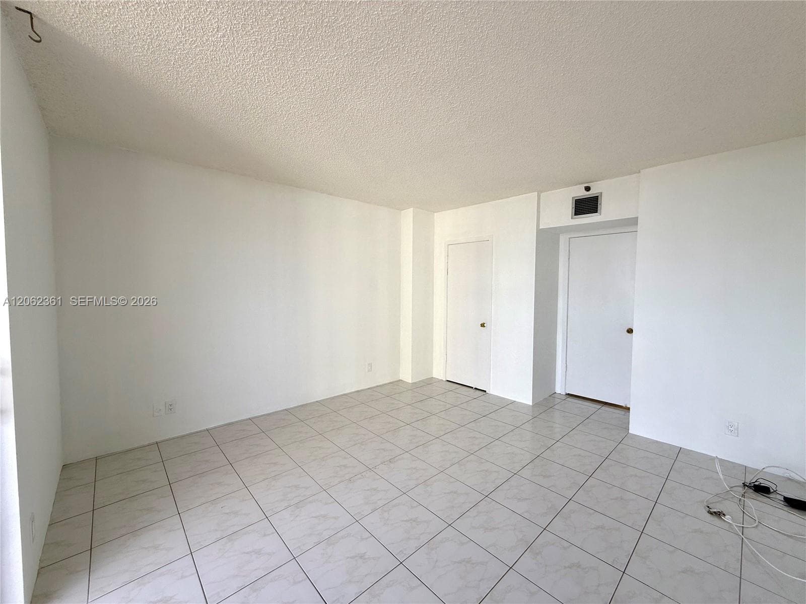 19355 Turnberry Way 12C photo 17