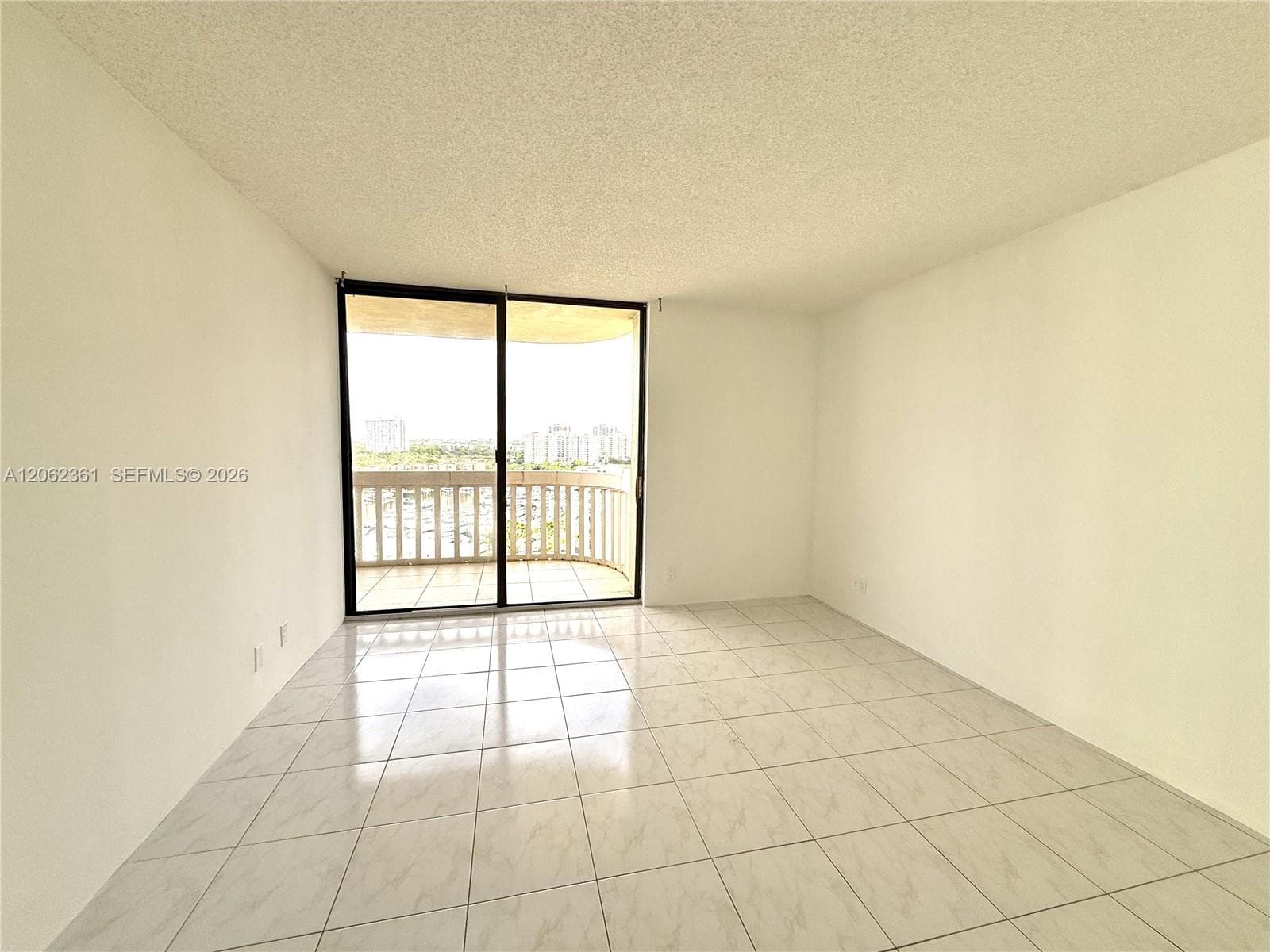 19355 Turnberry Way 12C photo 16