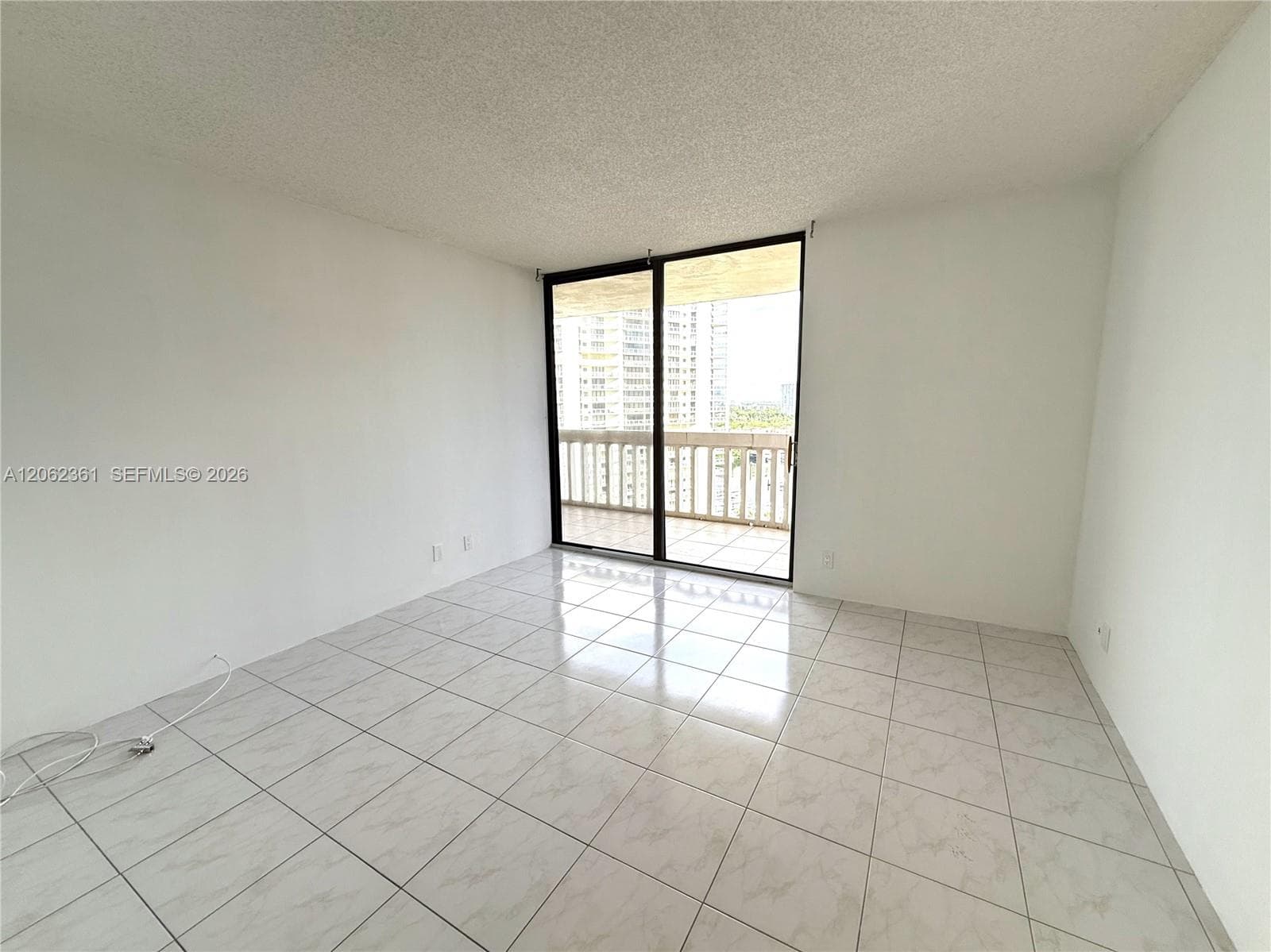 19355 Turnberry Way 12C photo 15