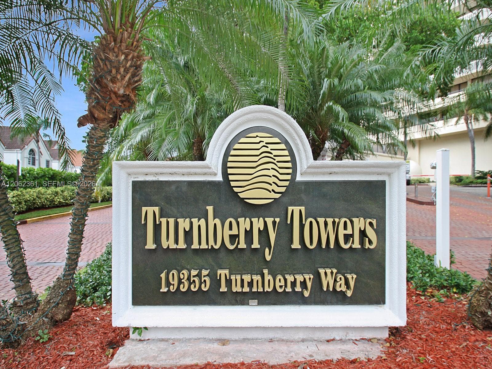 19355 Turnberry Way 12C photo 19