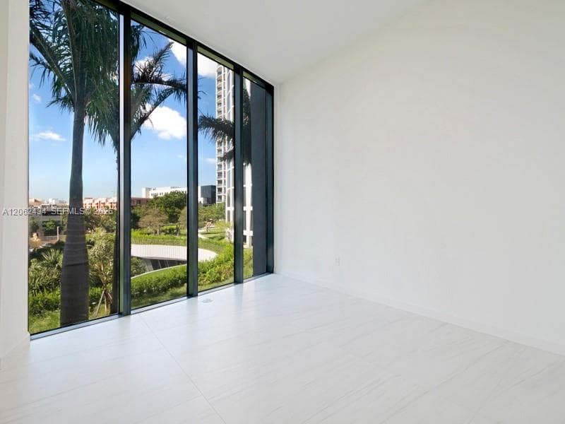 2811 S Bayshore Dr 5C photo 21