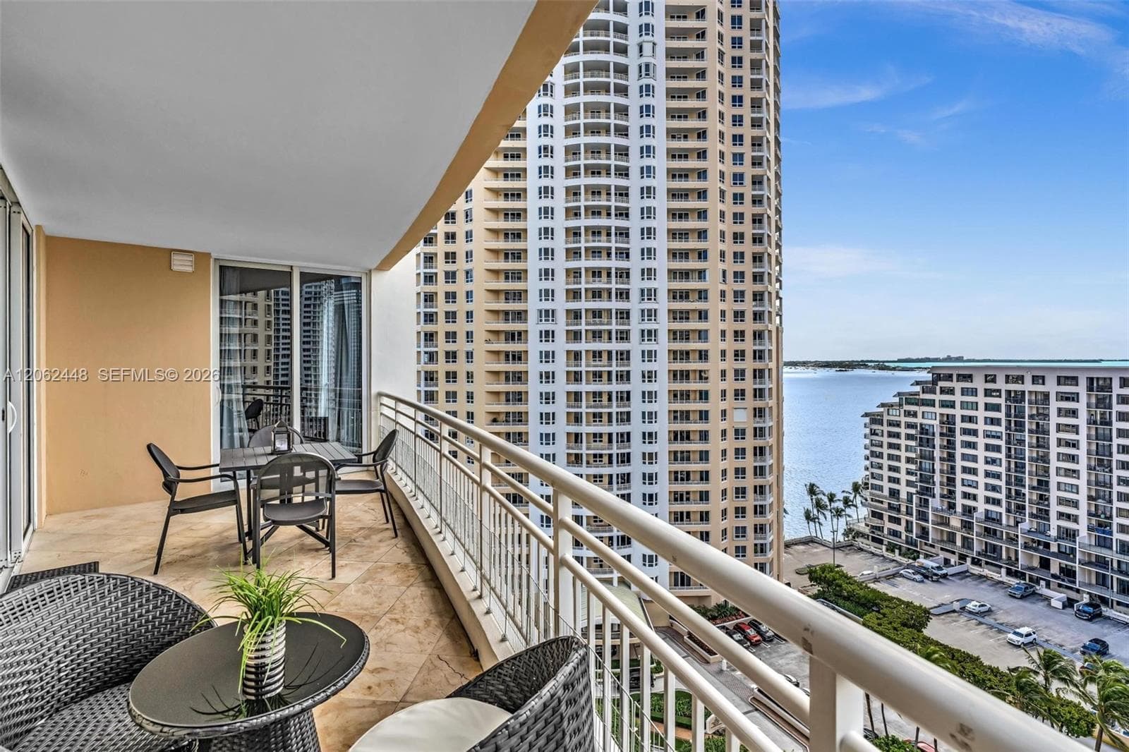 848 Brickell Key Dr 1805 photo 2