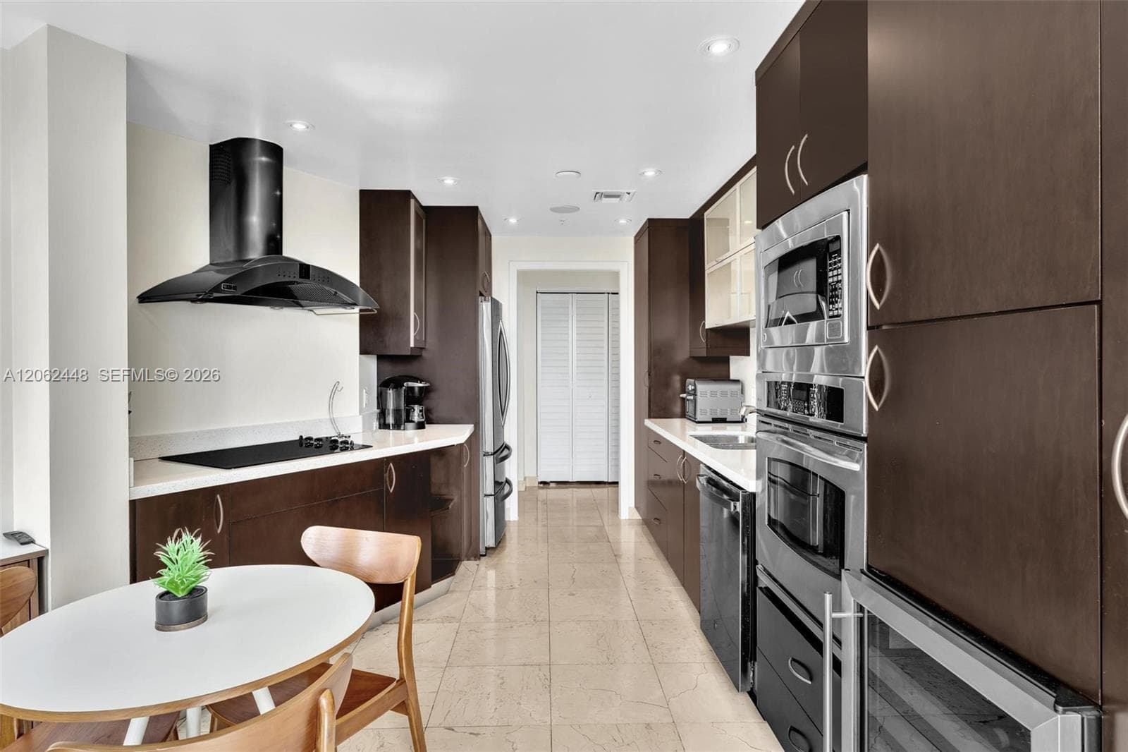 848 Brickell Key Dr 1805 photo 17