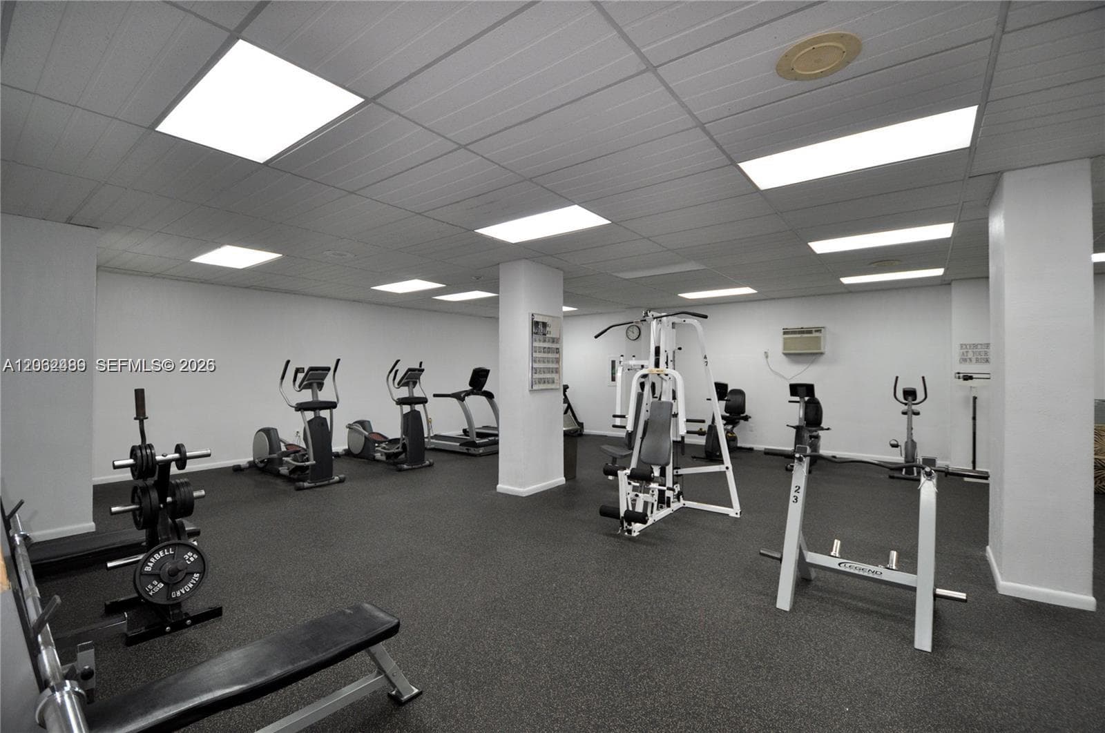 1865 S Ocean Dr 8I photo 13