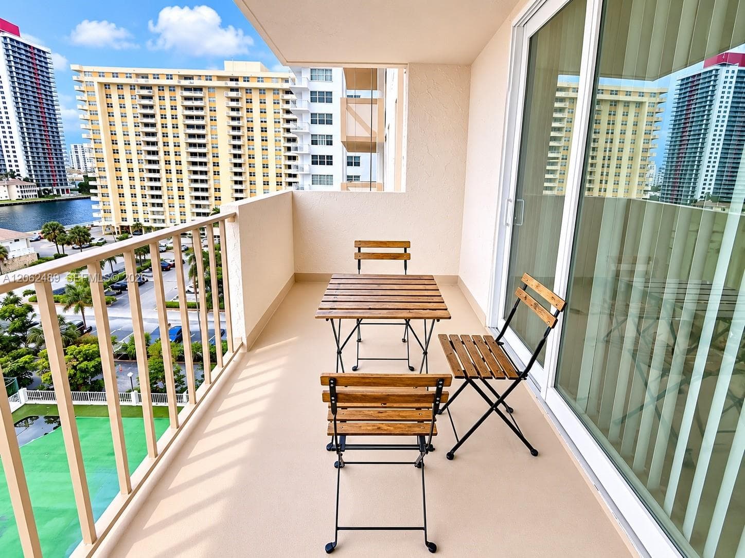 1865 S Ocean Dr 8I photo 12